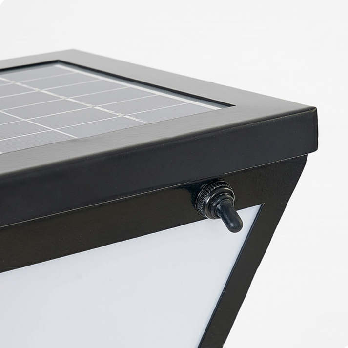VernoLux – Moderne LED Buitenlamp van Metaal en Acryl in Stijlvol Zwart