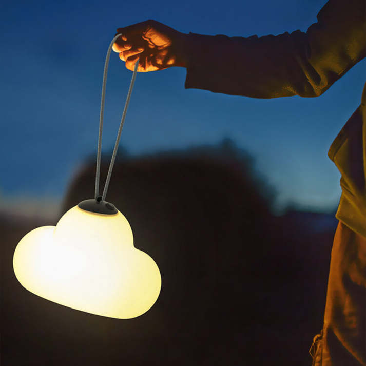 Nebula – Design LED Hanglamp in Wolkvorm met Melkwit Metaal en Acryl