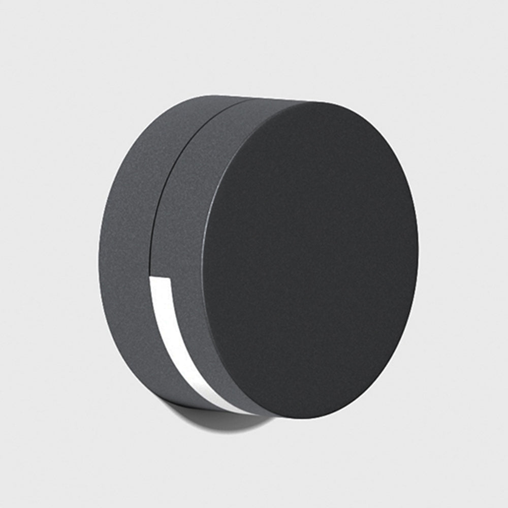 GlobeGuard – Moderne Ronde Glas IP65 Waterdichte Wandlamp voor Buiten