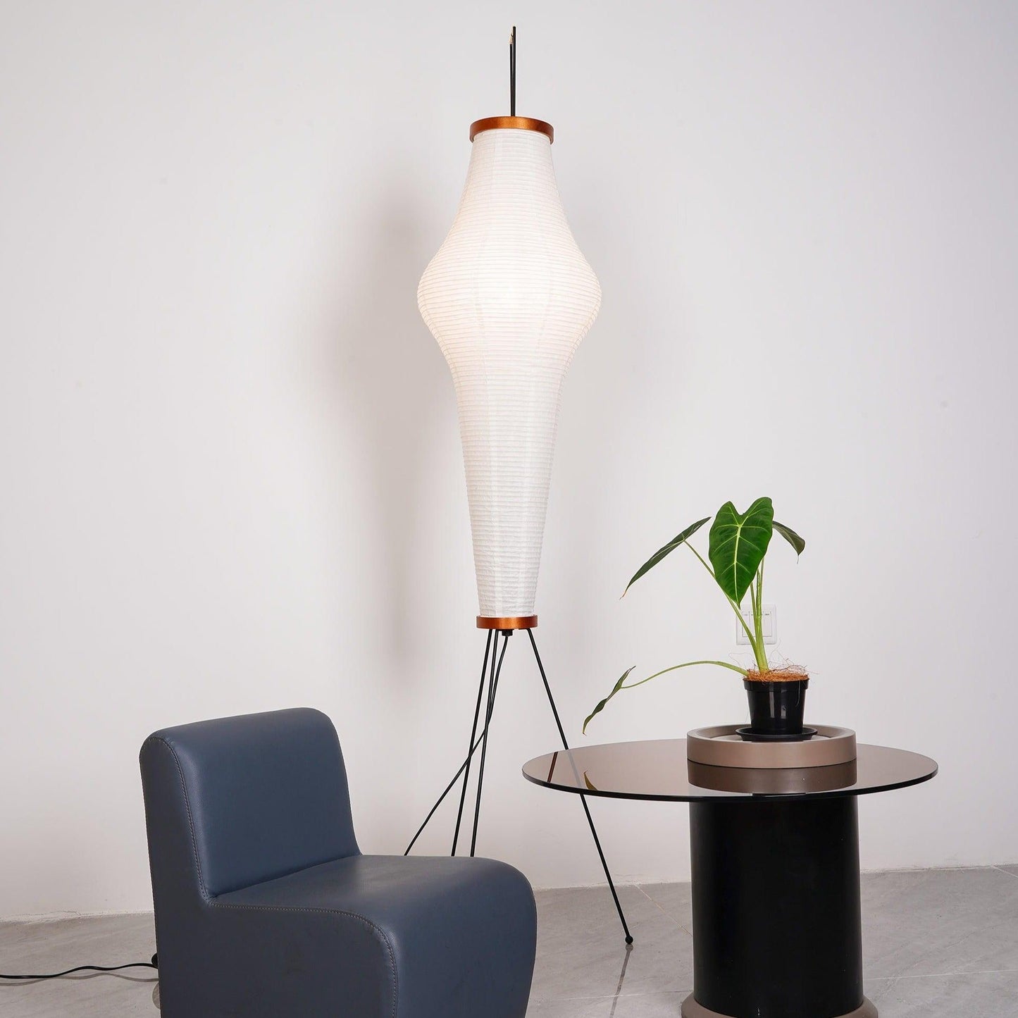 Lumiori – Staande lamp van rijstpapier in Zen-geïnspireerd design