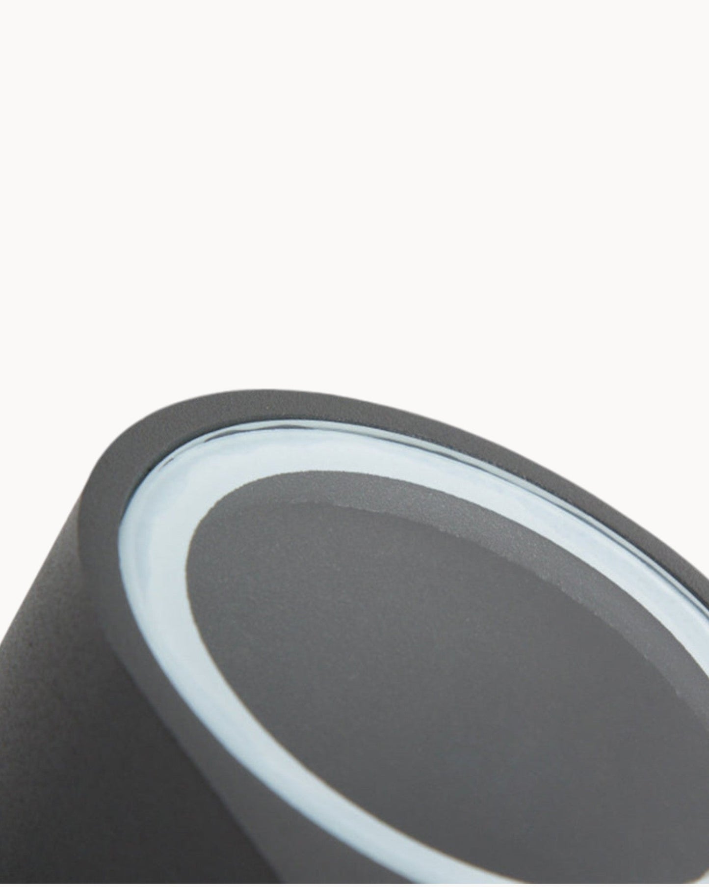Obsidian – Minimalistische LED Wandlamp