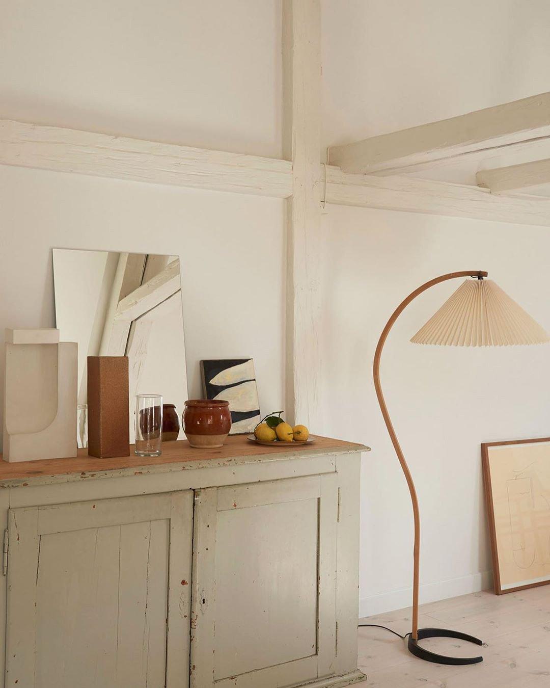Caprella – Scandinavische booglamp in retro design