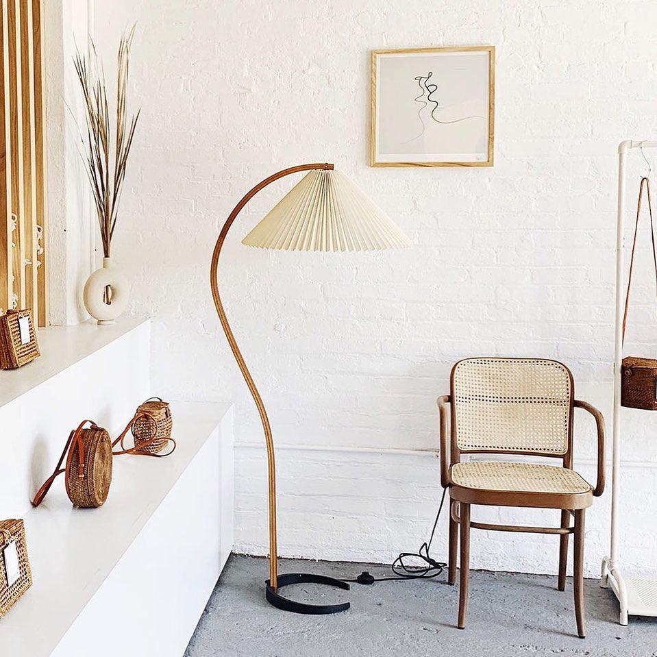 Caprella – Scandinavische booglamp in retro design