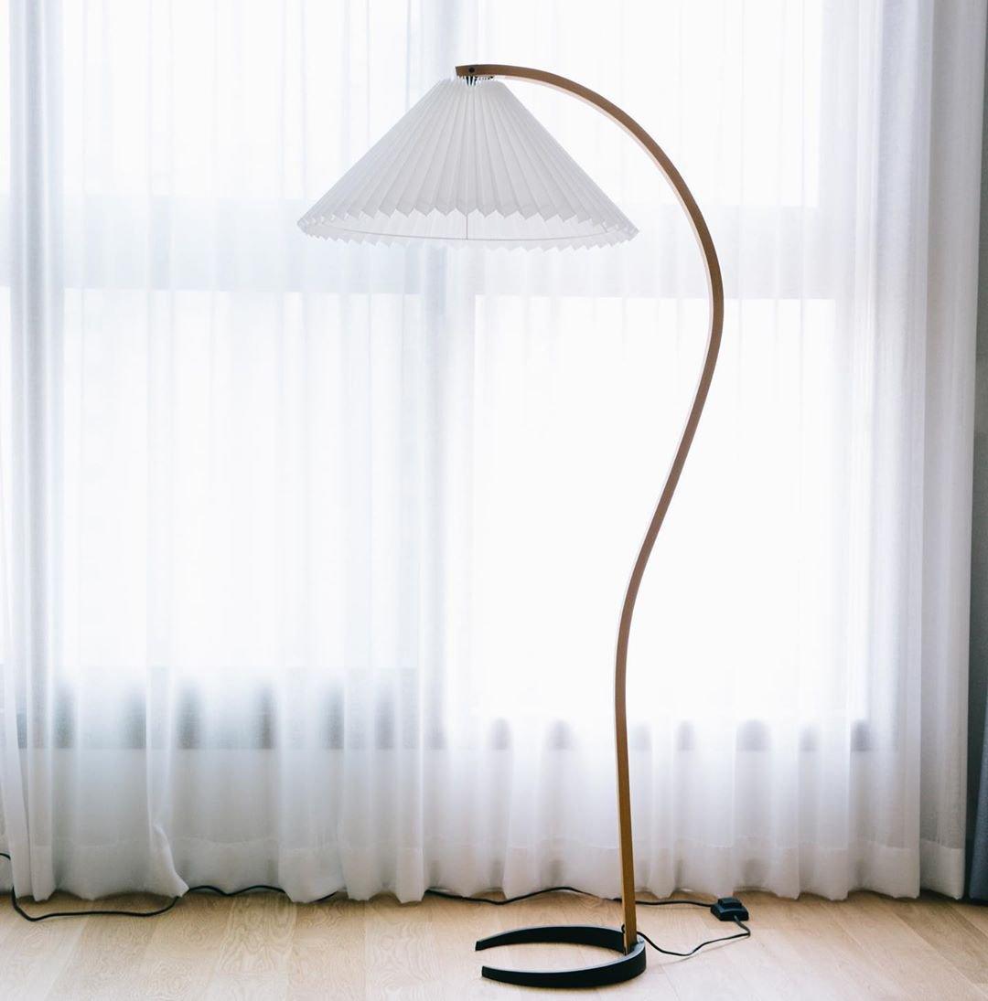 Caprella – Scandinavische booglamp in retro design