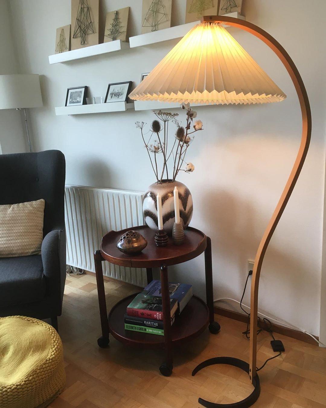 Caprella – Scandinavische booglamp in retro design