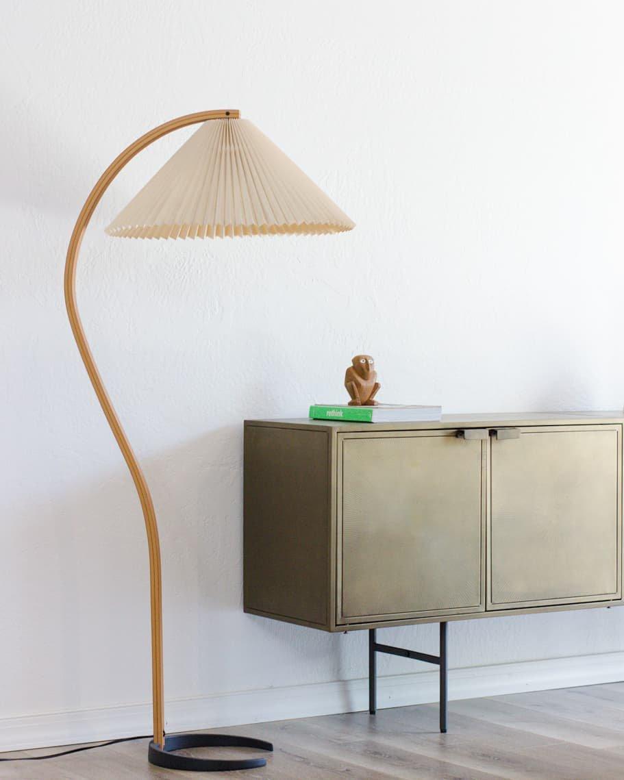 Caprella – Scandinavische booglamp in retro design