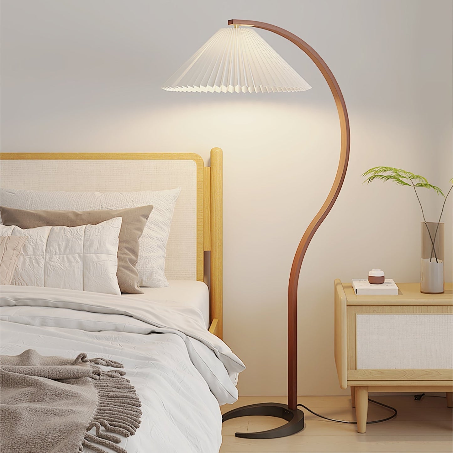 Caprella – Scandinavische booglamp in retro design