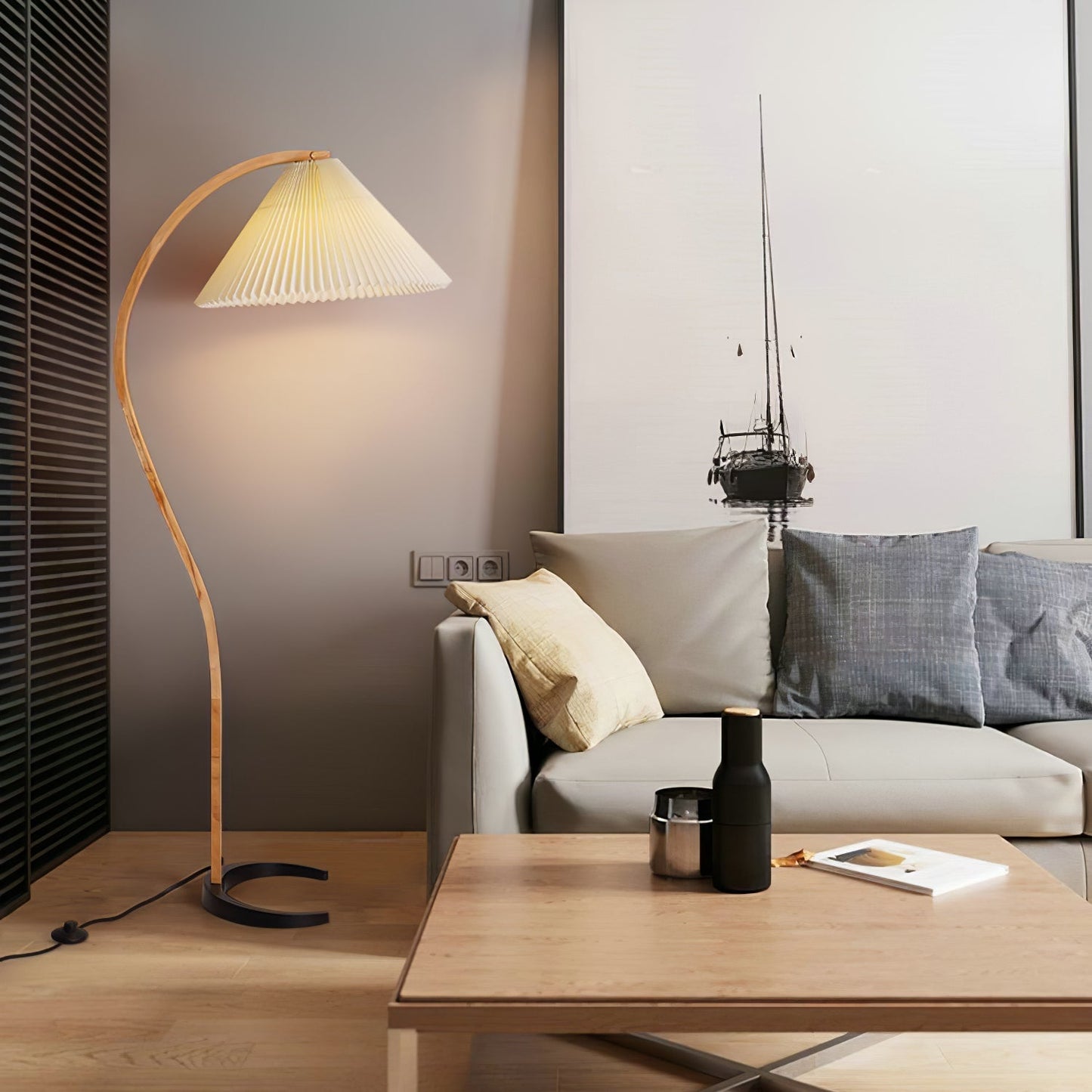 Caprella – Scandinavische booglamp in retro design