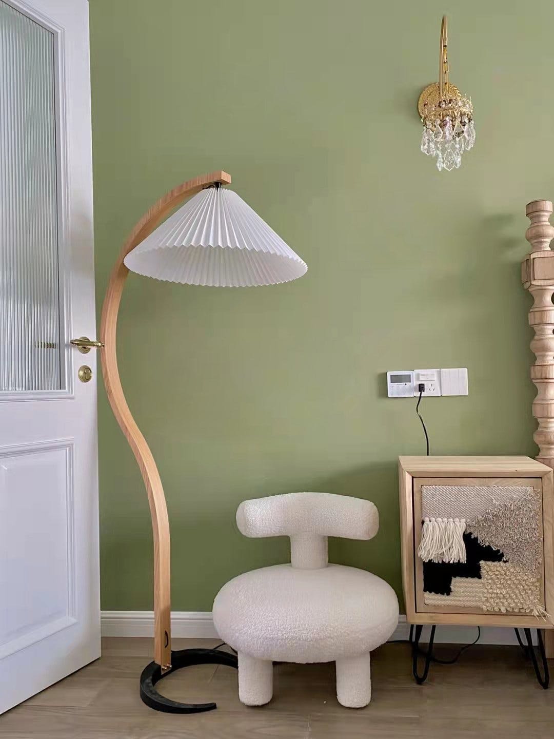 Caprella – Scandinavische booglamp in retro design