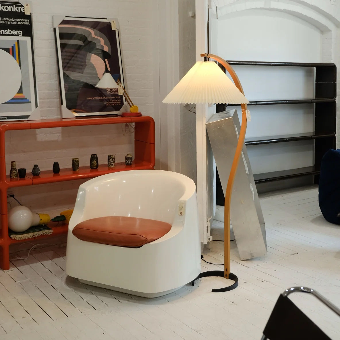 Caprella – Scandinavische booglamp in retro design