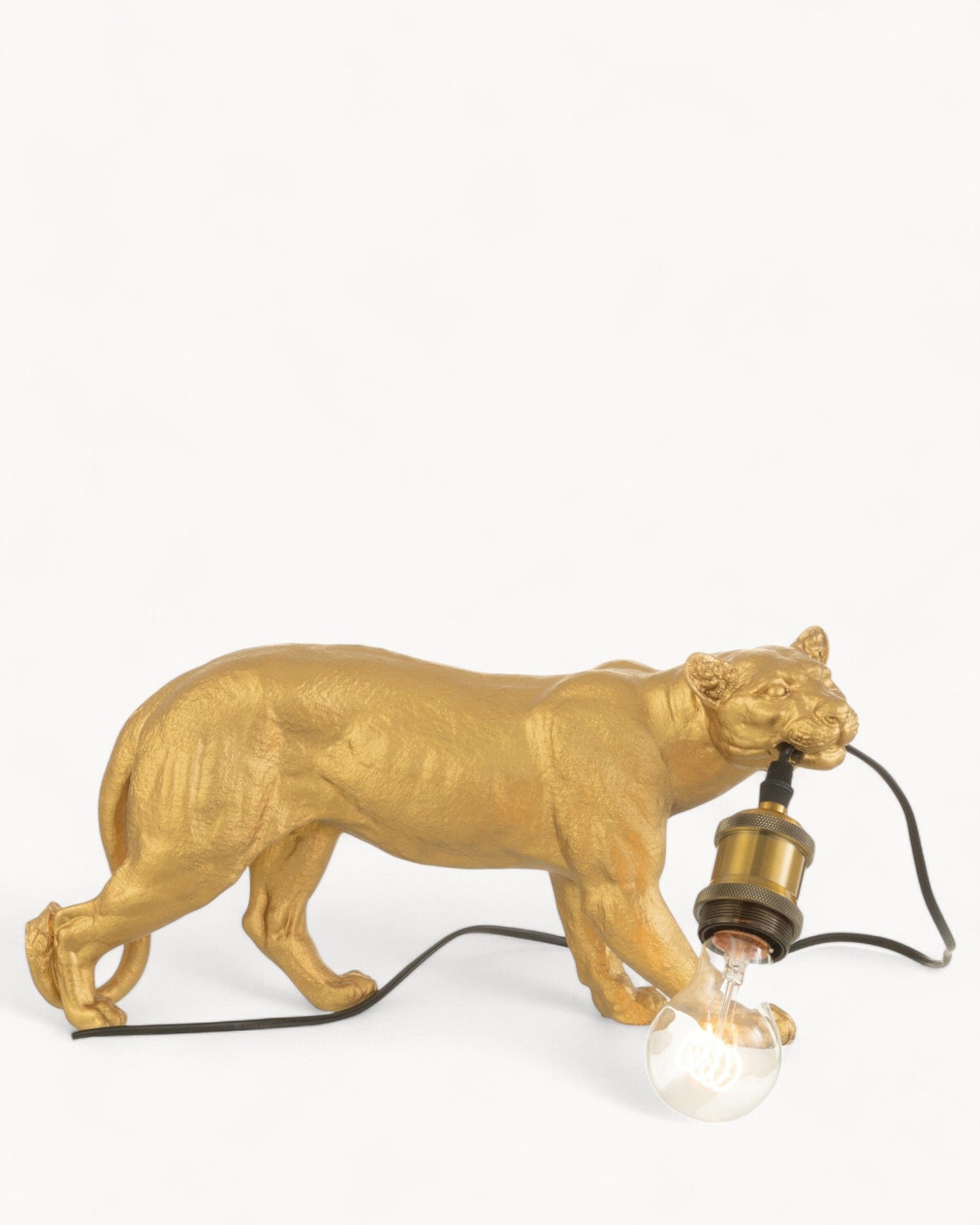 Vega – Tafellamp van Polyresin in Goud