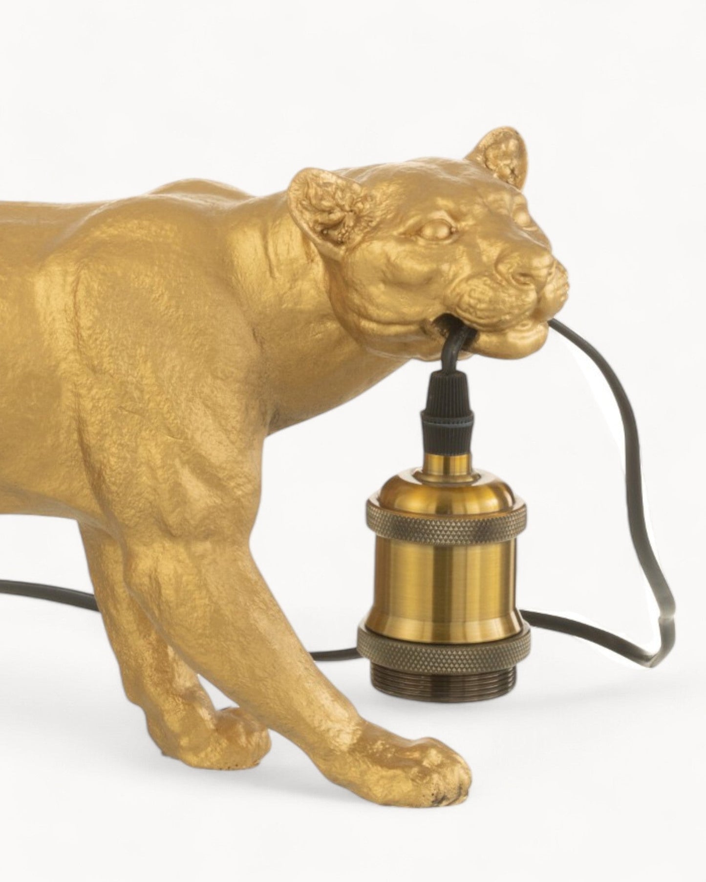 Vega – Tafellamp van Polyresin in Goud