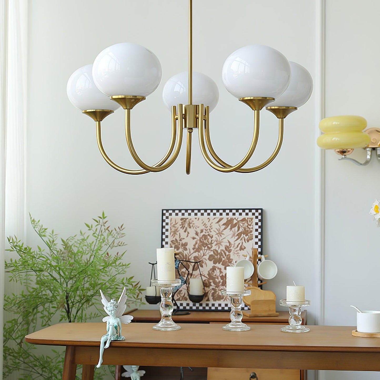 Nuvila – Speelse kroonluchter met marshmallow-look in wolkachtig design
