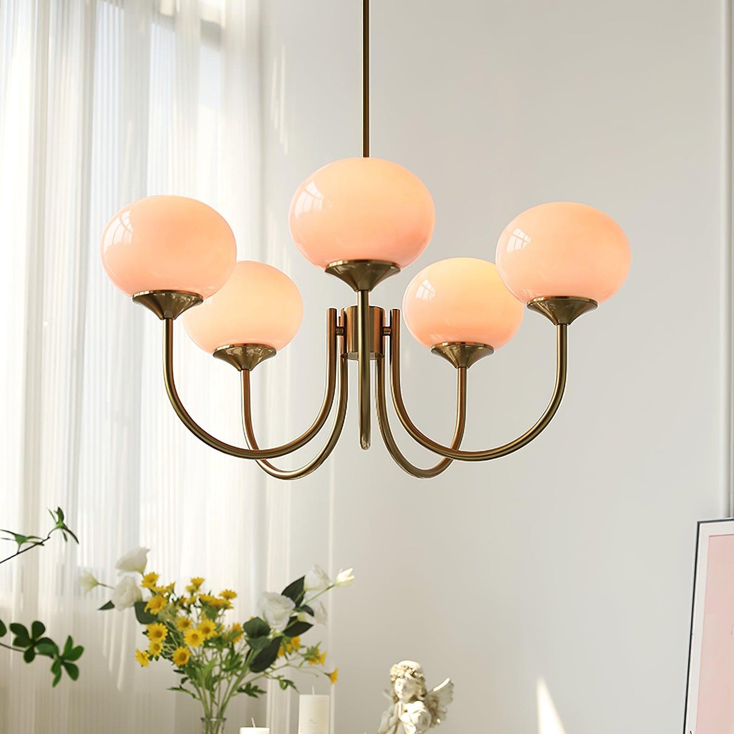 Nuvila – Speelse kroonluchter met marshmallow-look in wolkachtig design