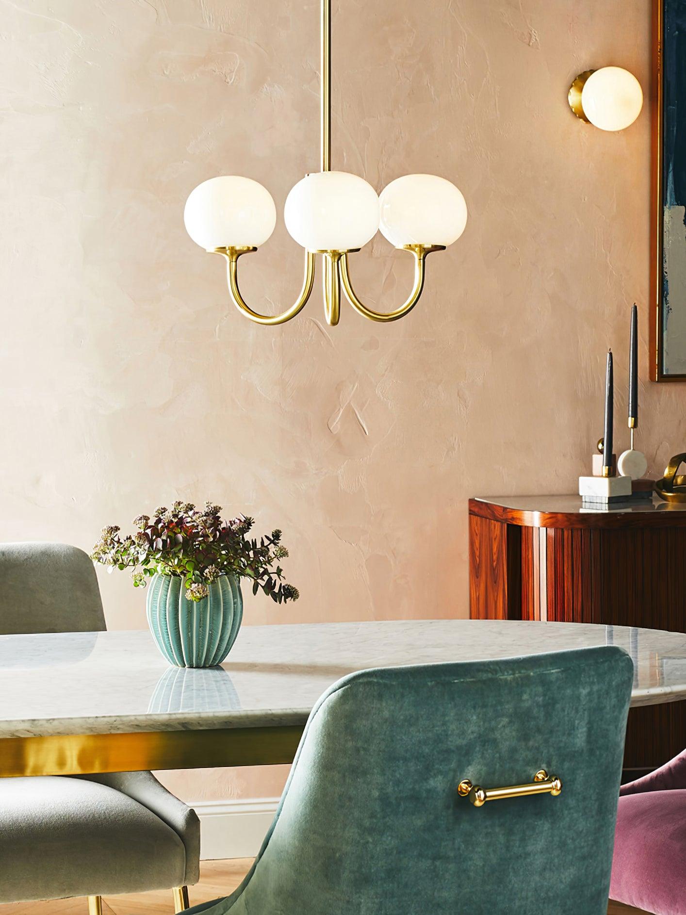 Nuvila – Speelse kroonluchter met marshmallow-look in wolkachtig design