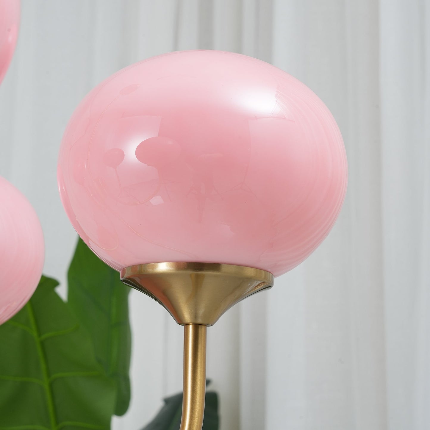 Nuvila – Speelse kroonluchter met marshmallow-look in wolkachtig design