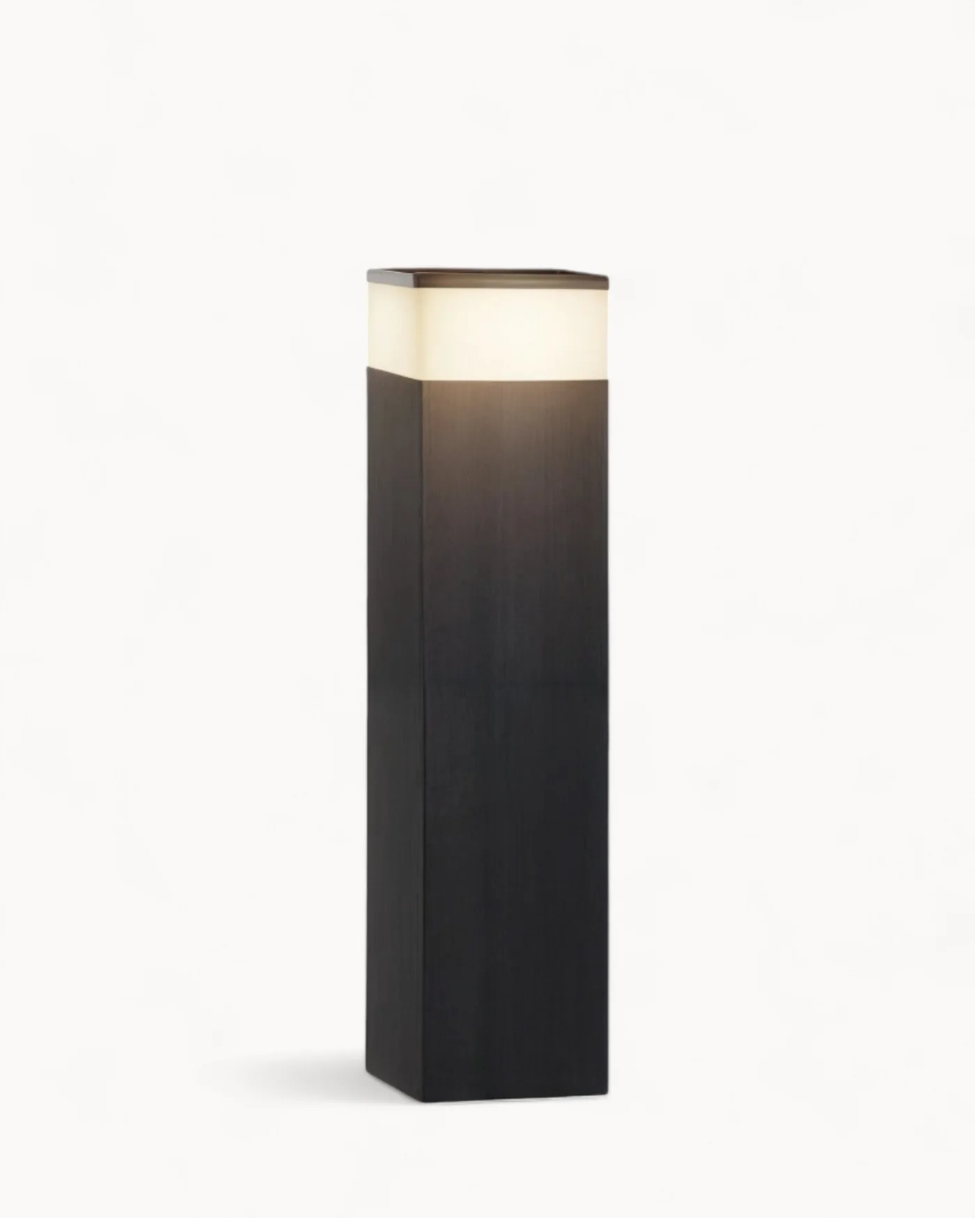 VetroLux – Industriële LED Buitenlamp van Metaal in Rechthoekig Design