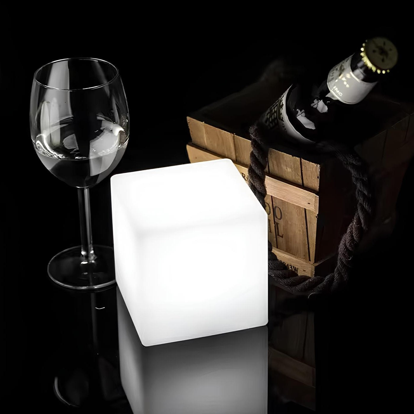 CubeGlow – Kubische Tuinlamp met LED Verlichting