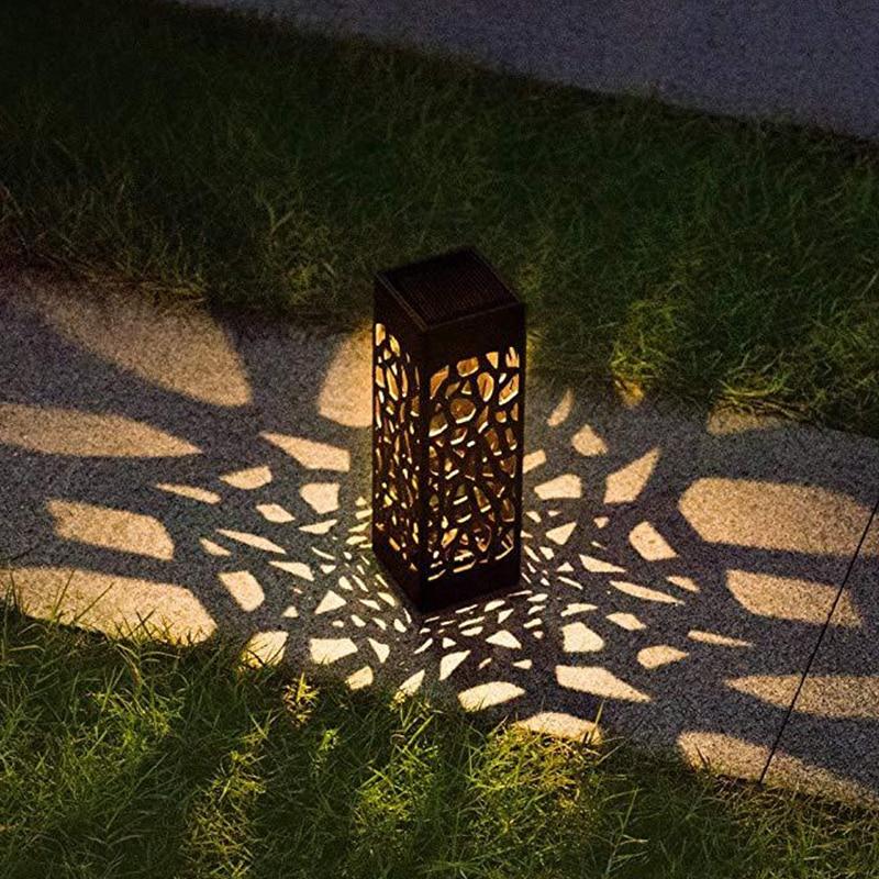 LumaGarden – Betoverende Solar Tuinlamp met Automatische Sensor