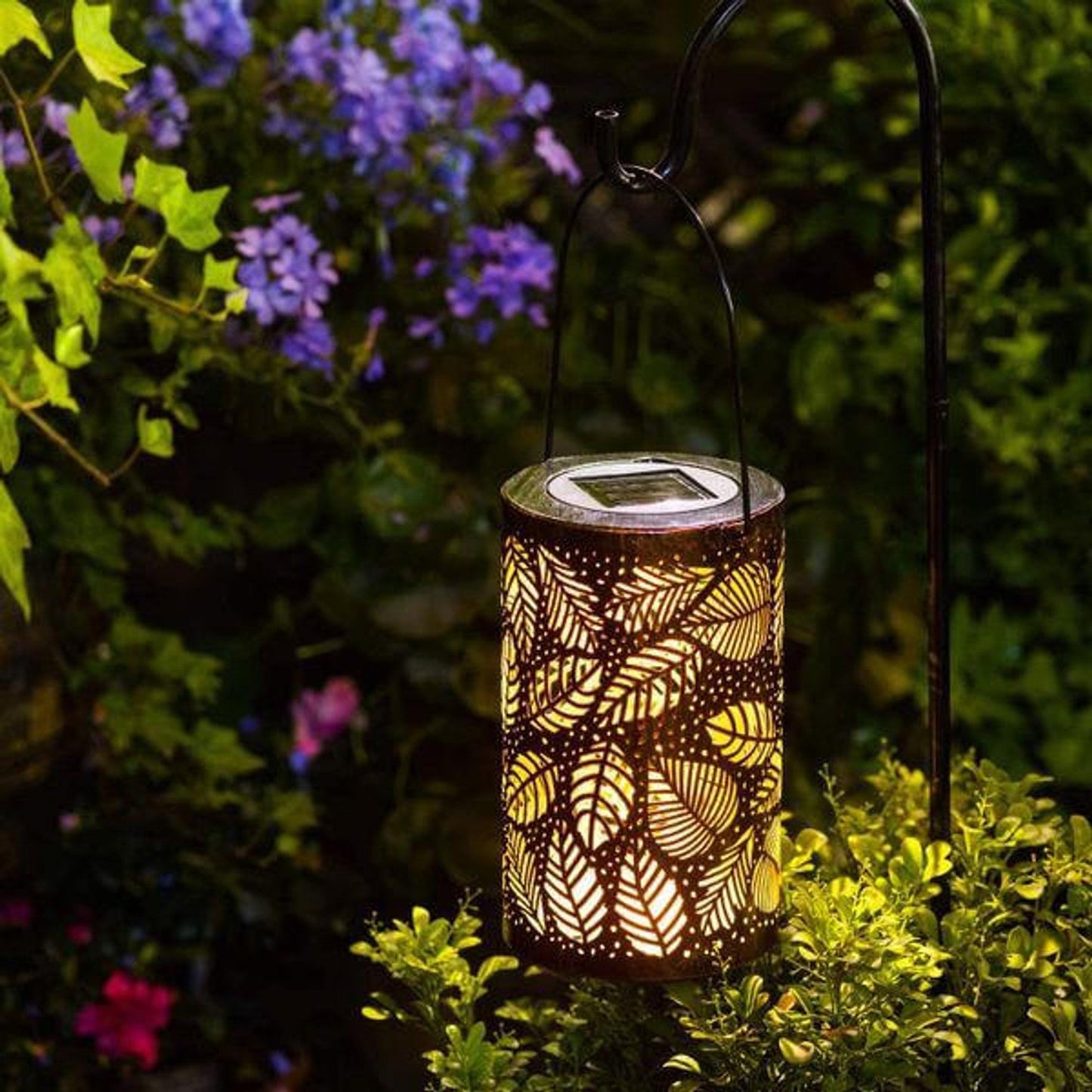 FloraGlow – Sfeervolle Bladvormige Lantaarn voor Buiten