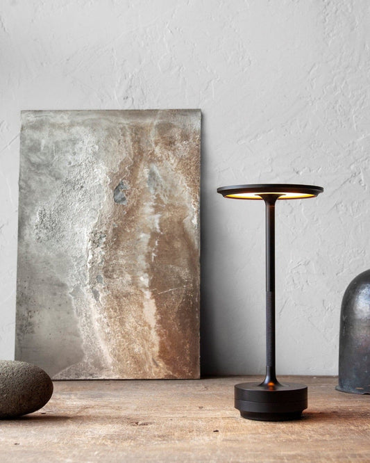 Aurora - Draadloze NordicLight Tafellamp met USB-oplaadfunctie