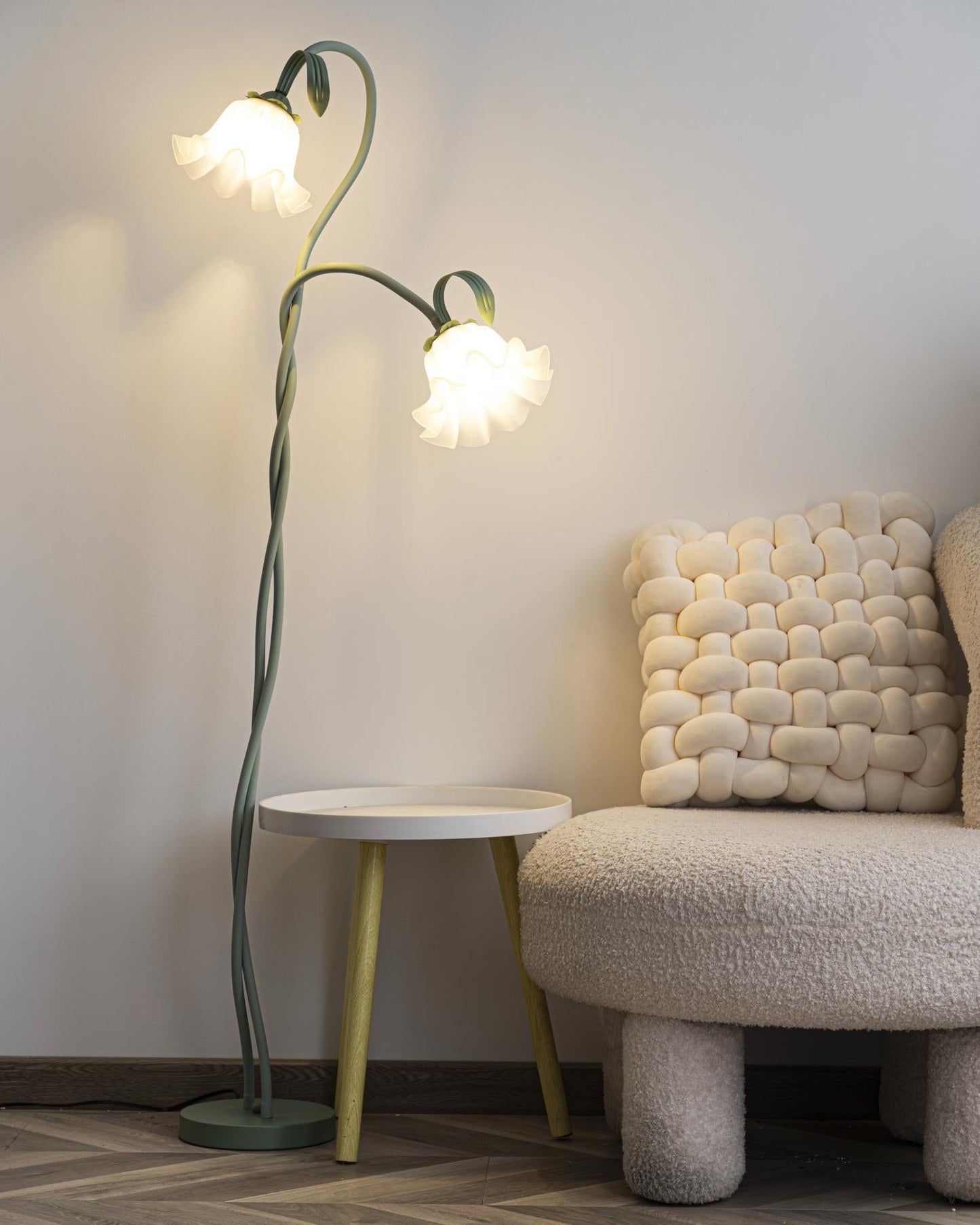 Callora – Staande lamp met elegante calla-bloemvorm