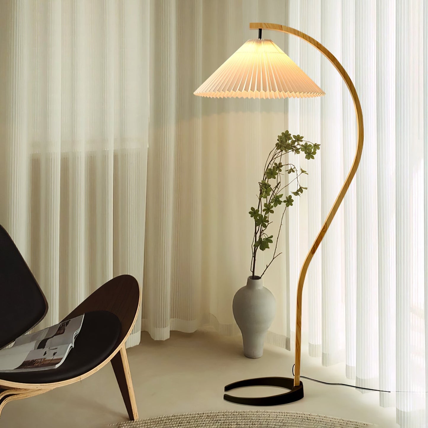 Caprella – Scandinavische booglamp in retro design
