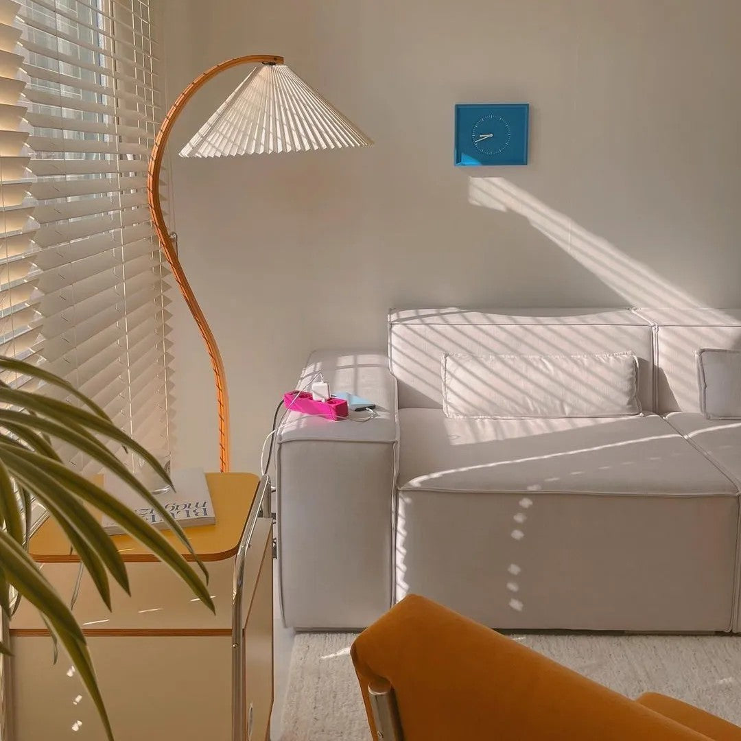 Caprella – Scandinavische booglamp in retro design