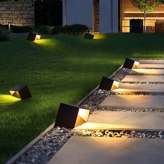 Cube Garden Solar Lamp – Stijlvolle Solar Tuinlamp in Kubusvorm