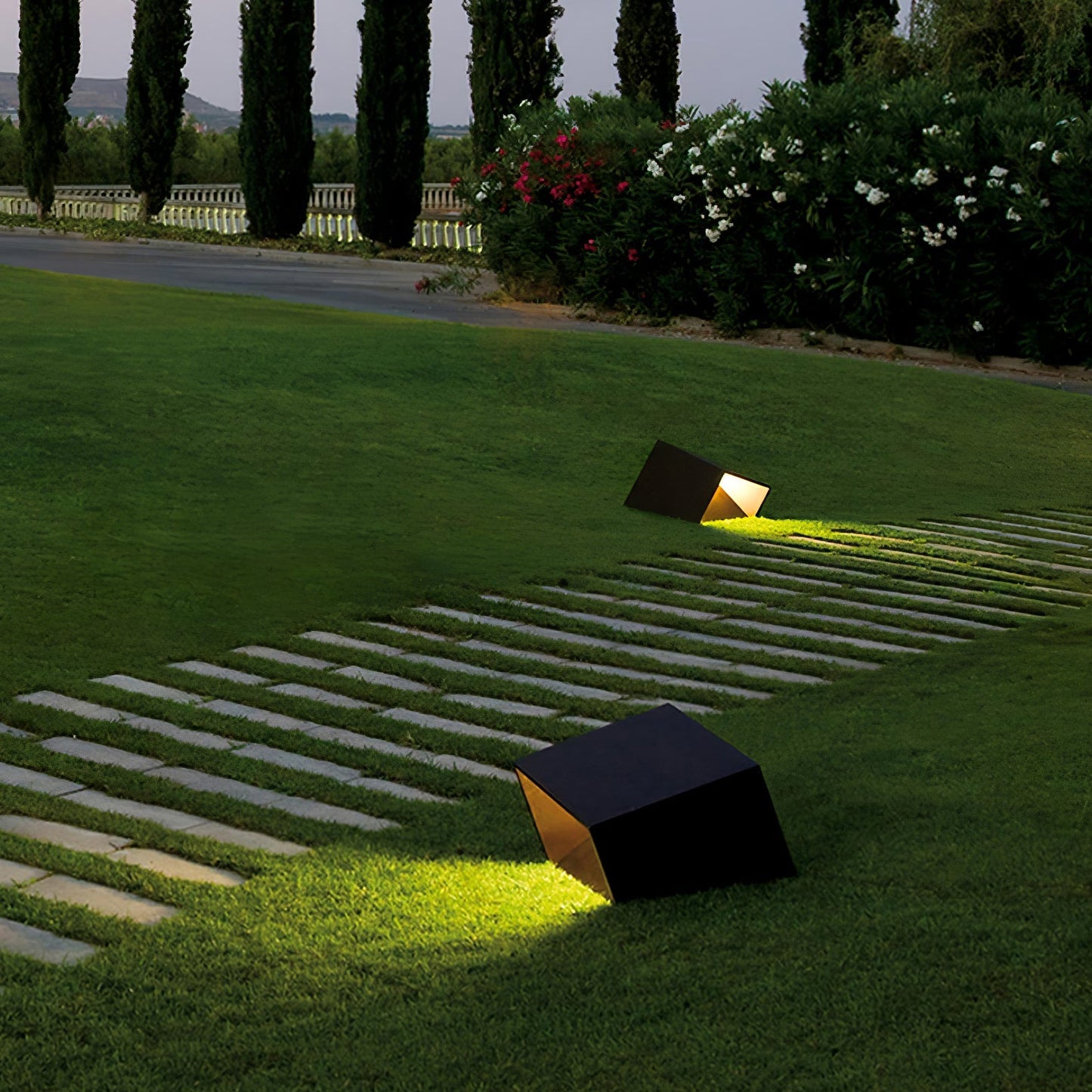 Cube Garden Solar Lamp – Stijlvolle Solar Tuinlamp in Kubusvorm
