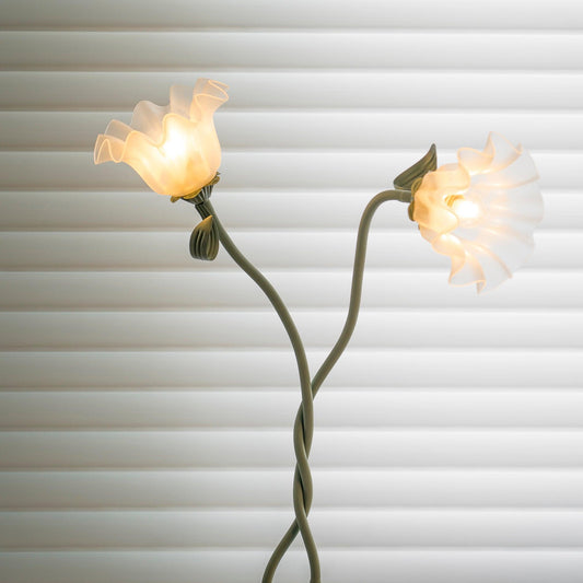 Callora – Staande lamp met elegante calla-bloemvorm