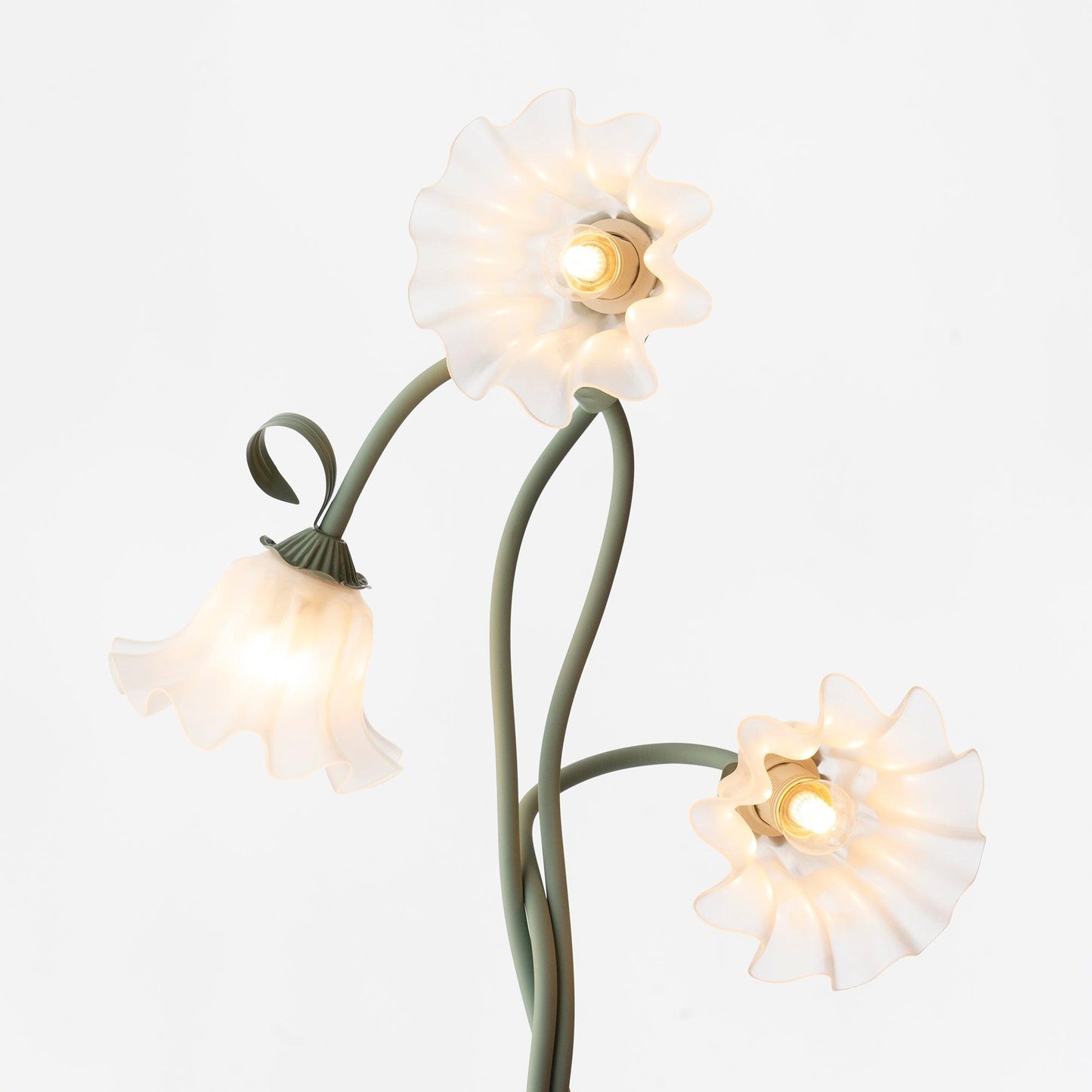 Callora – Staande lamp met elegante calla-bloemvorm
