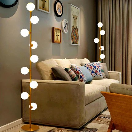 Virella – Scandinavische staande lamp met glazen kap