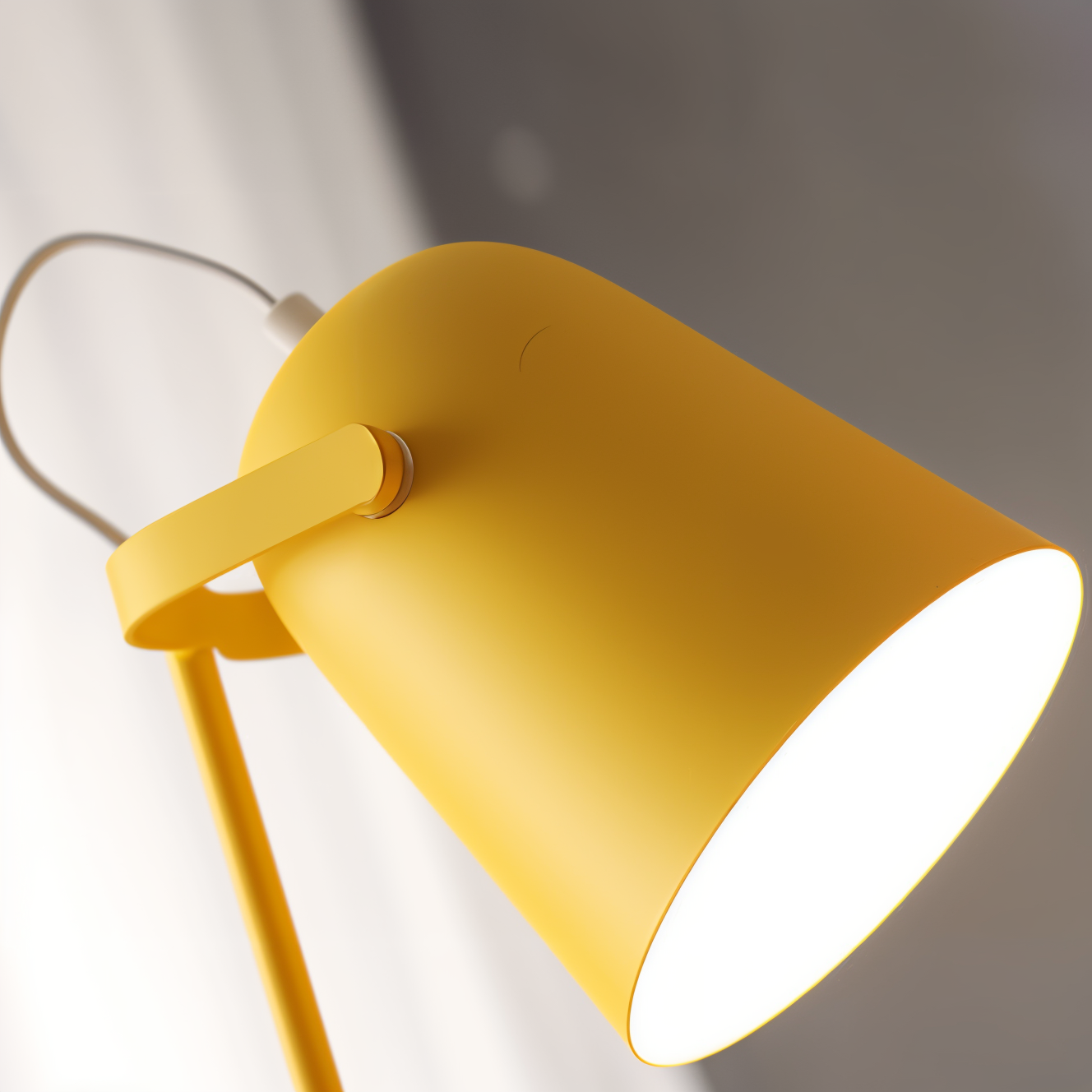 LumiMacaron – Noordse Tafellamp met Verstelbare Verlichting