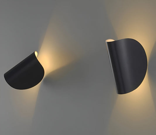 LumoTurn – Draaibare design-wandlamp van metaal