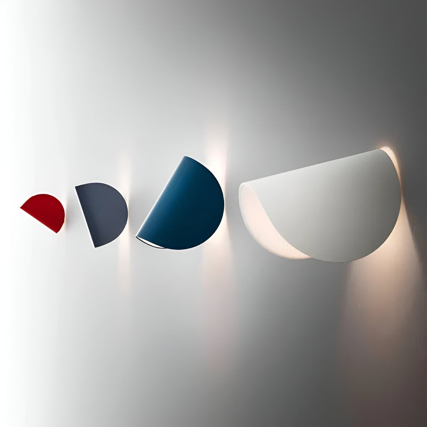 LumoTurn – Draaibare design-wandlamp van metaal