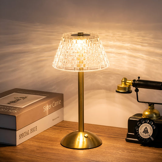 RetroGlow – Vintage-geïnspireerde draadloze tafellamp