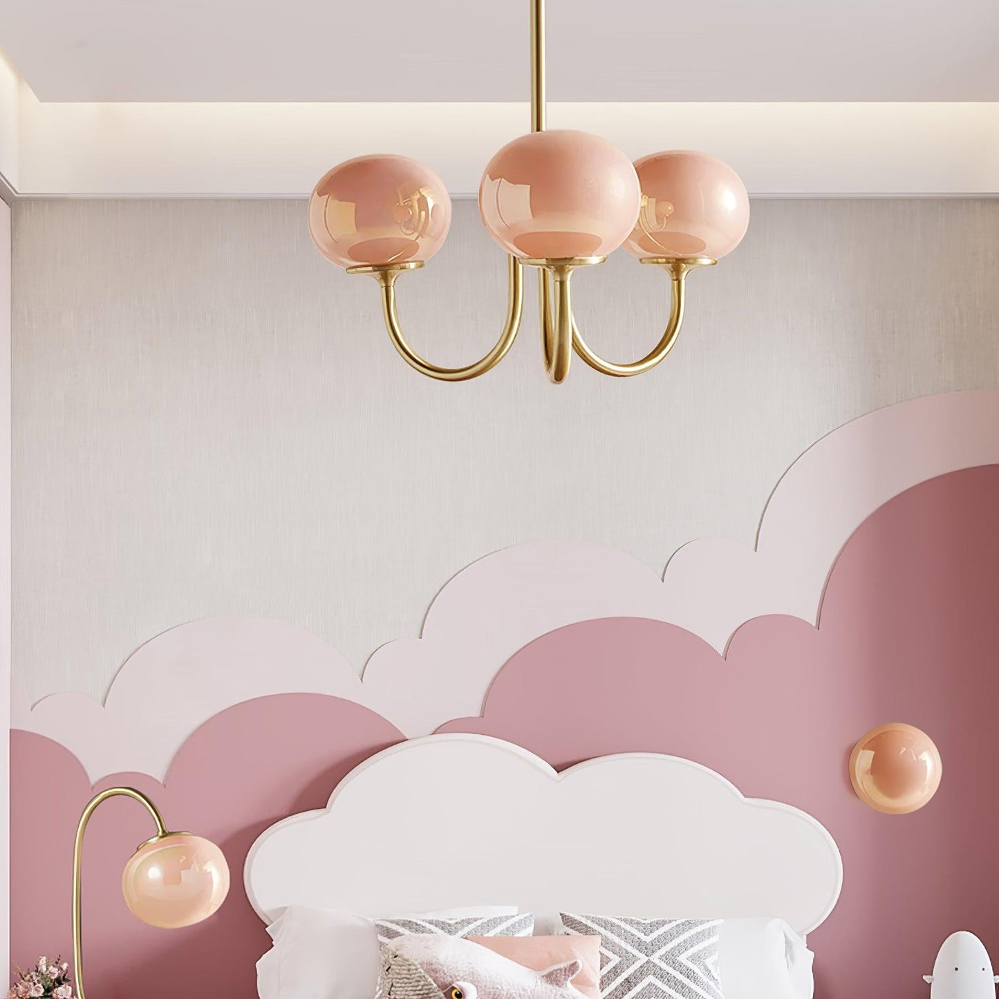 Nuvila – Speelse kroonluchter met marshmallow-look in wolkachtig design