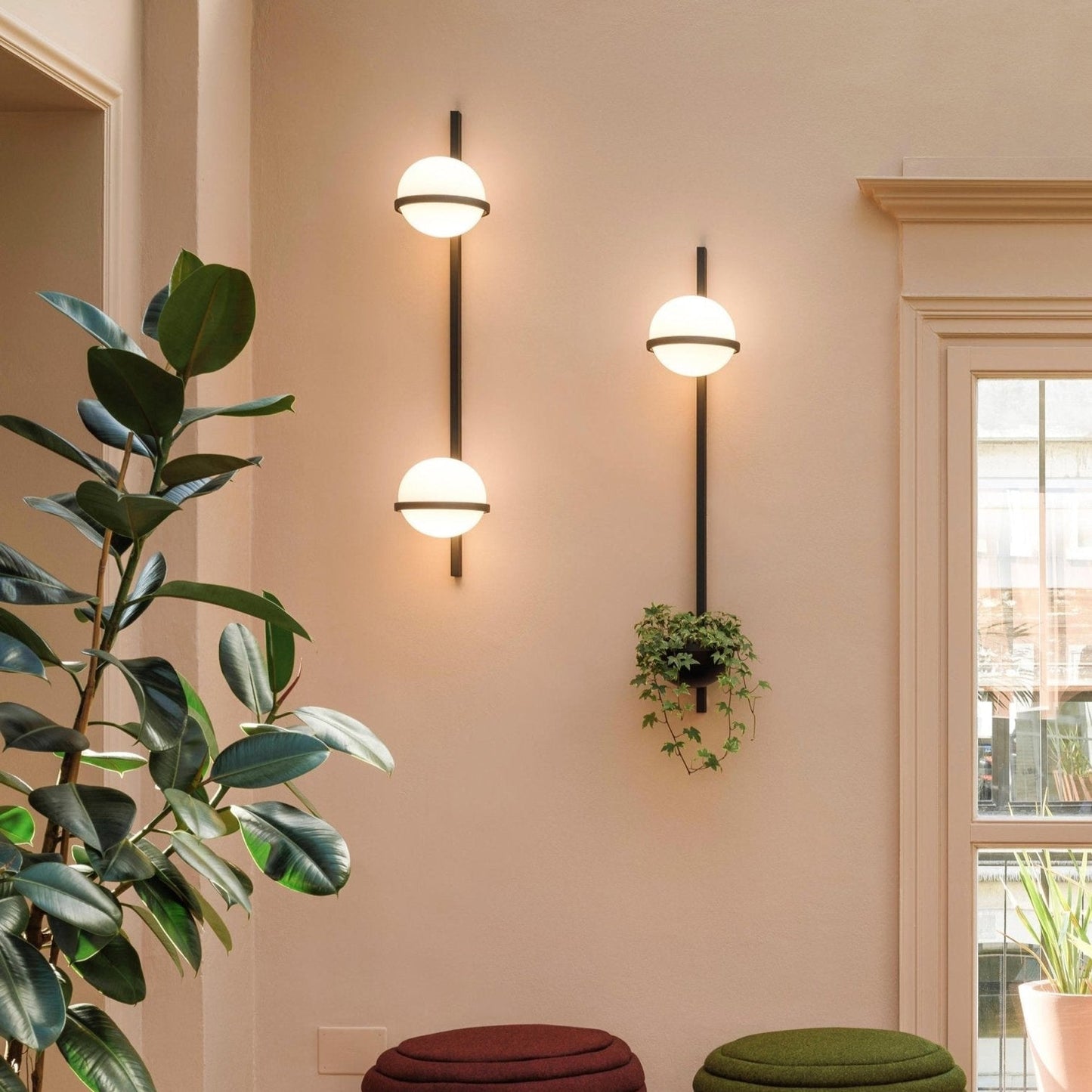 AuroraGlow – Elegante Solar-Wandlamp voor Buiten