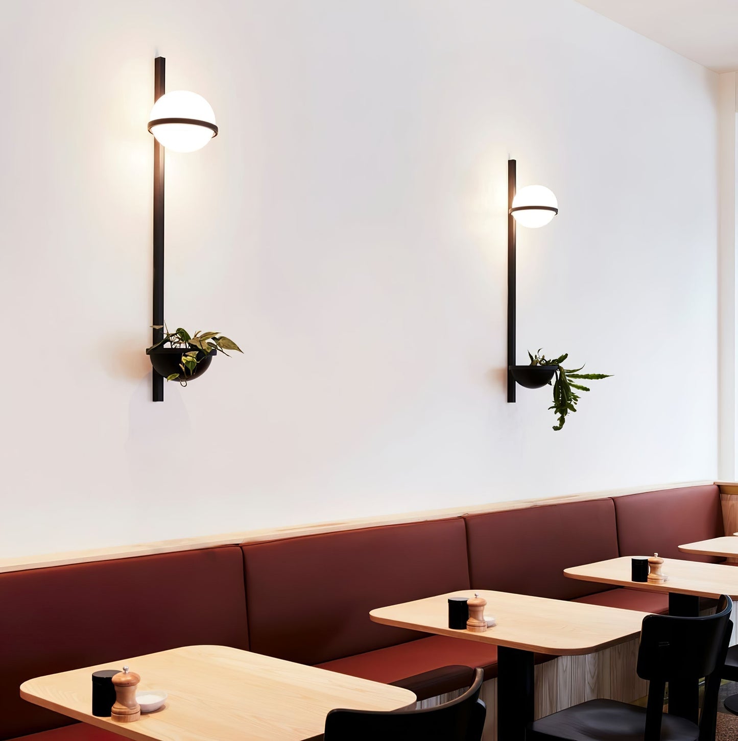 AuroraGlow – Elegante Solar-Wandlamp voor Buiten
