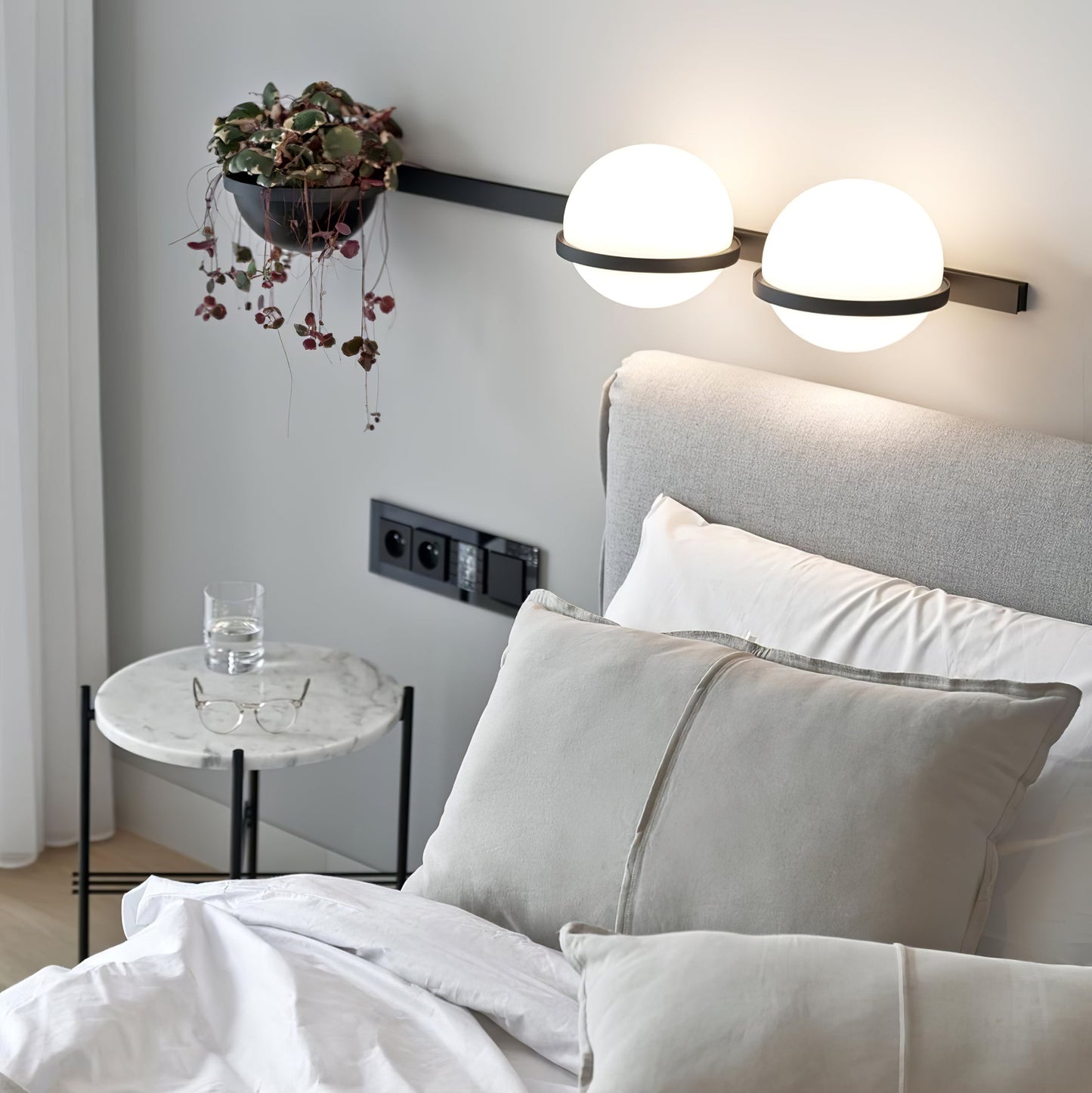 AuroraGlow – Elegante Solar-Wandlamp voor Buiten