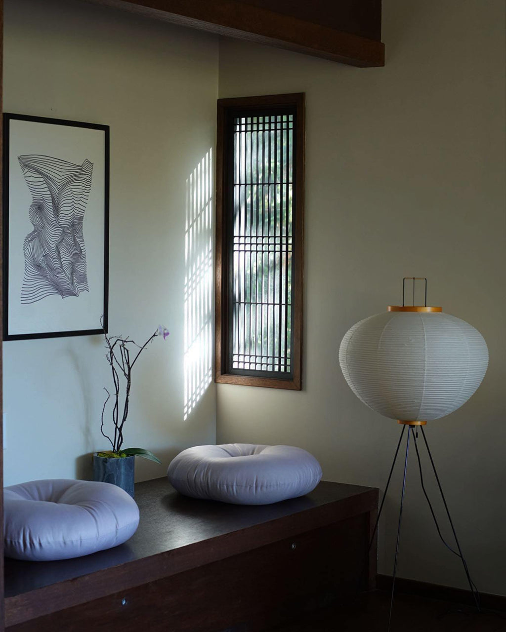 Lumiori – Staande lamp van rijstpapier in Zen-geïnspireerd design