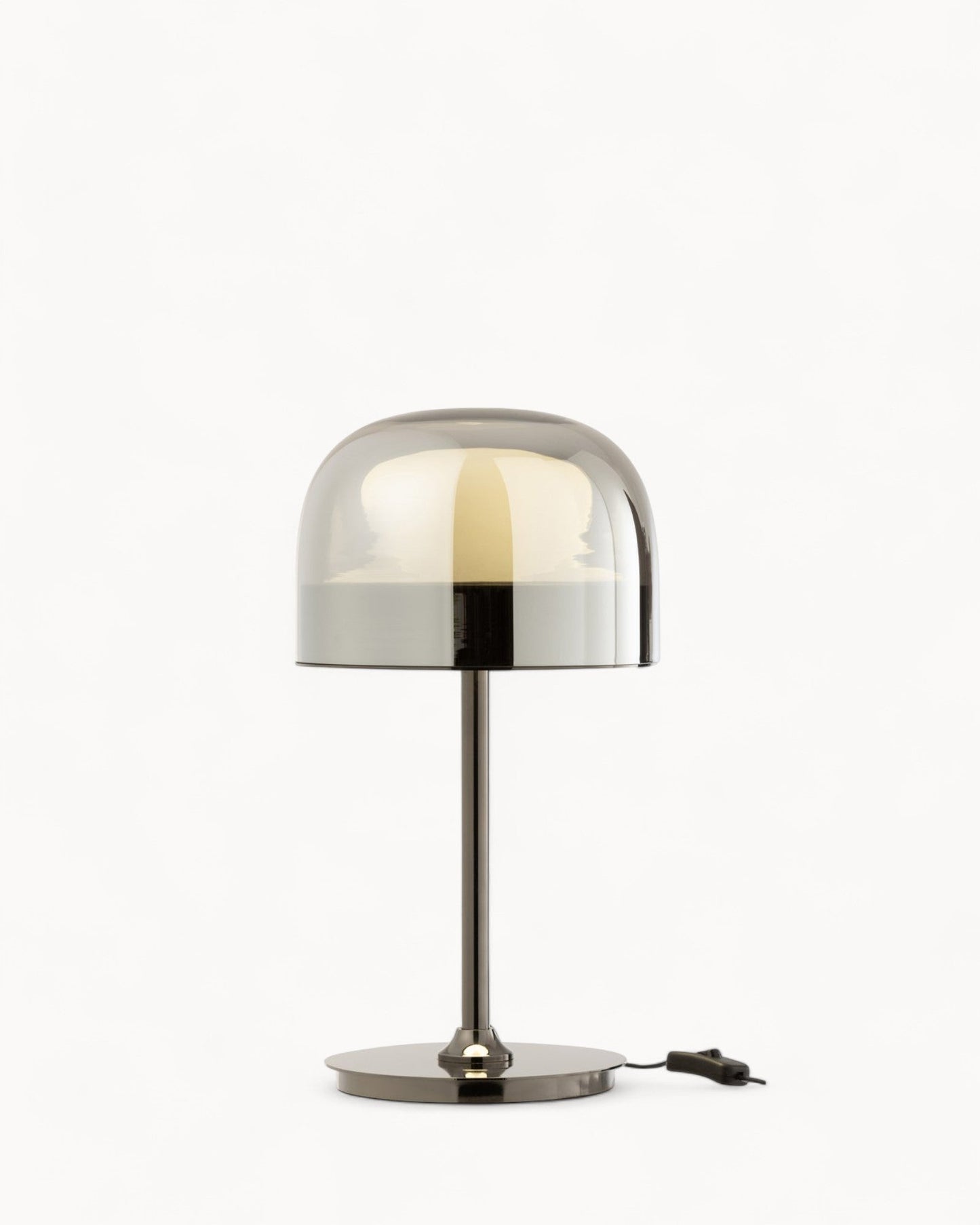 Elara – Elegante Tafellamp van Zilver, Glas & Metaal