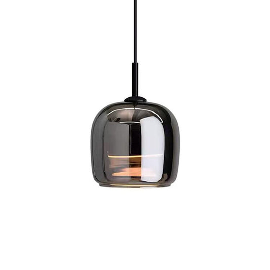 Noira – Scandinavische hanglamp van zwart glas met moderne elegantie